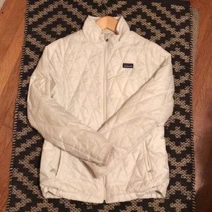 Youth,  sz 14/16 white, gently worn Patagonia.